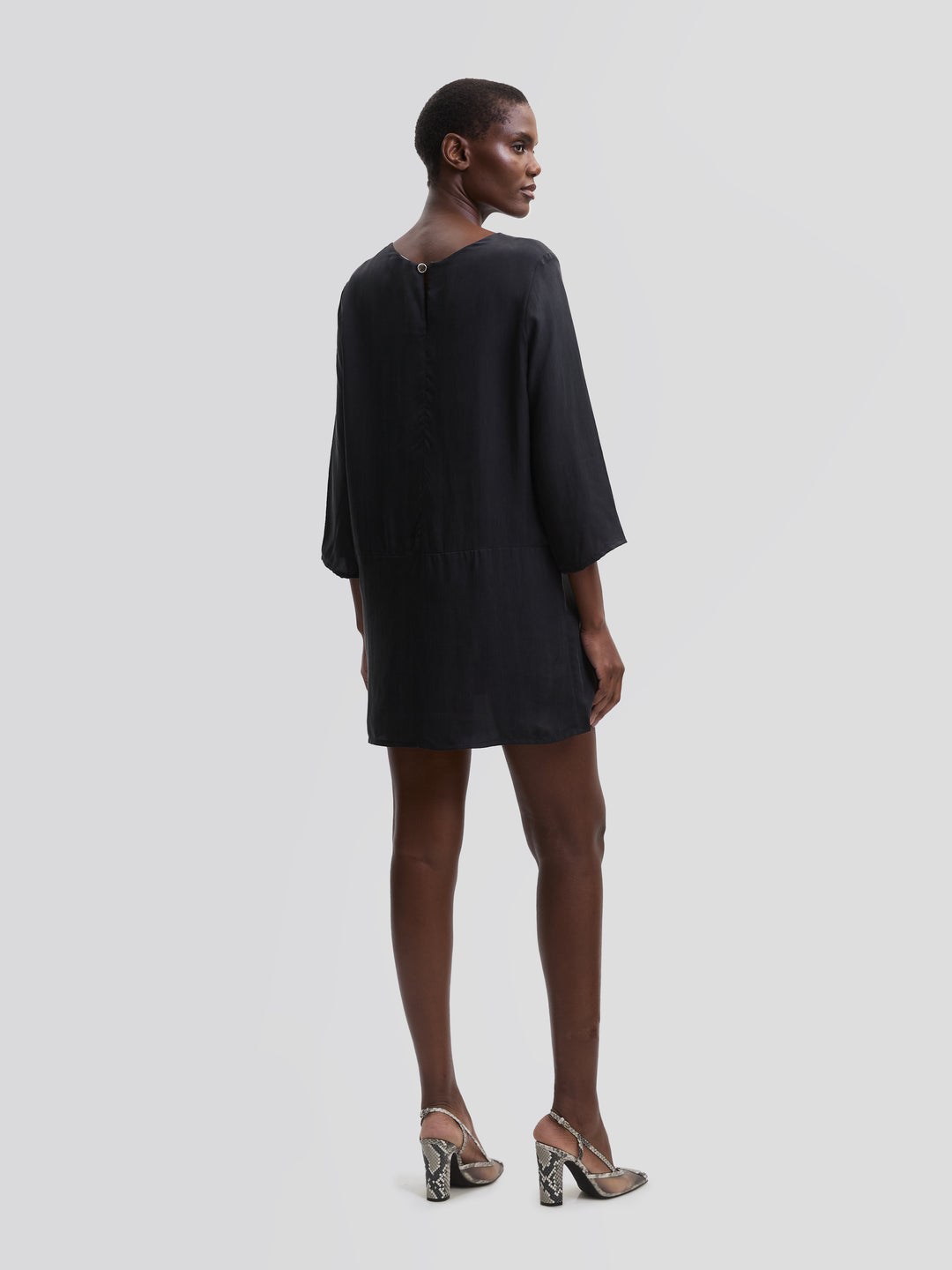 OLIVIA - BLACK
