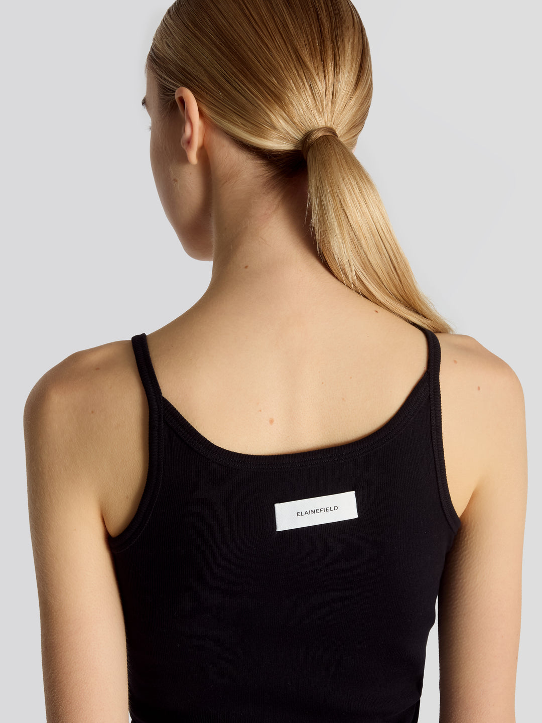 THE RIBBED VEST - BLACK
